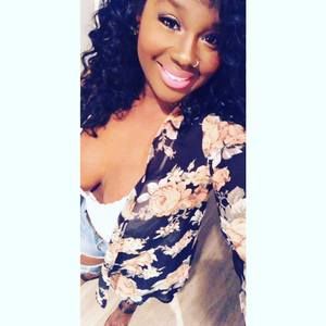 Meet your Posher, Ari